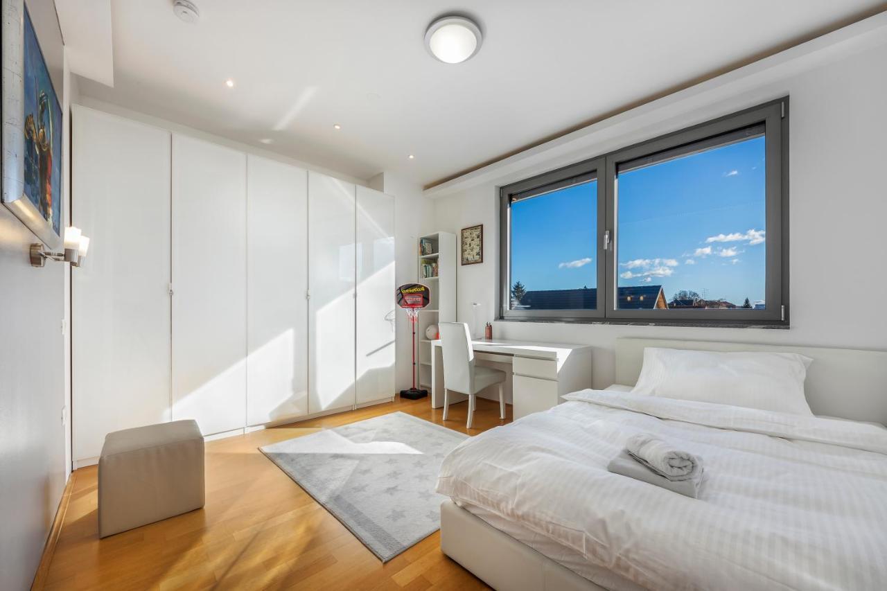 Contemporary Apartment With Rooftop Terrace In Марібор Екстер'єр фото